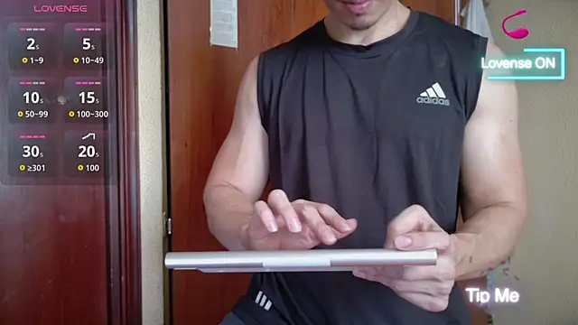 cris2428's Webcam Show