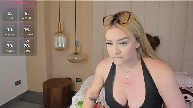 Dani_rosse_ Chat XXX live