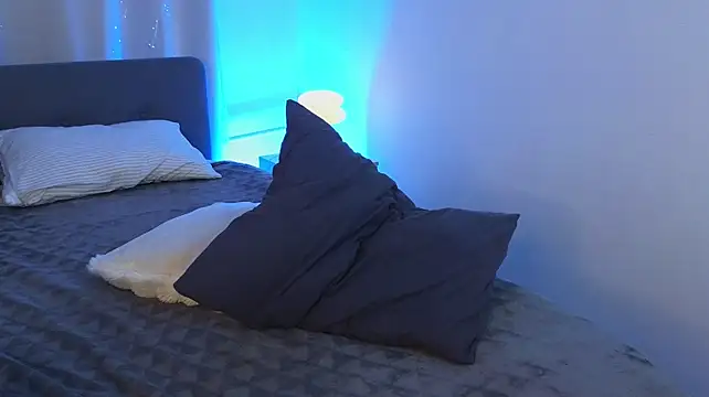 e1v1s Live XXX Chat