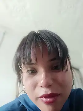 Maggyx XXX чат на живо