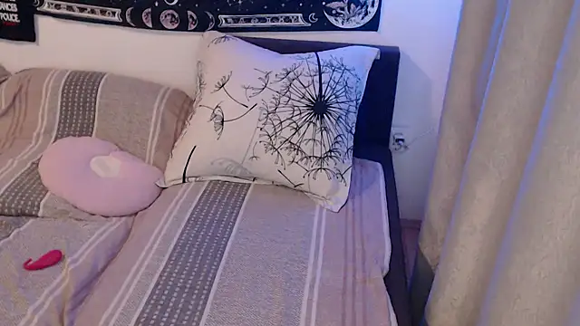 Chat XXX ao vivo de AlienforTwenty