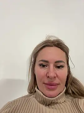 Tania201243 XXX чат на живо