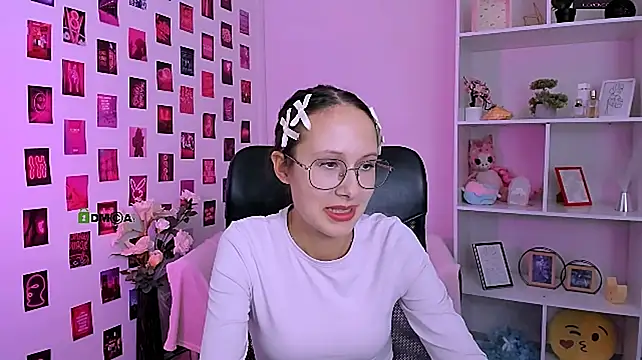 mona_cloud – Naživo XXX chat