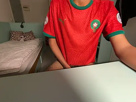 Rebeu_77 Adlı Modelin Canlı XXX Sohbeti