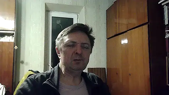 Pokaz2020's Live XXX Chat