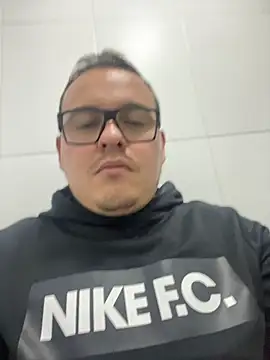 Gusta_bi Webcam-Show