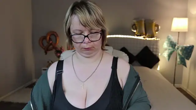 BonnnyBoobsy's Live XXX Chat