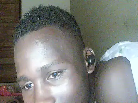Chat +18 de sexyman_BBC ao vivo