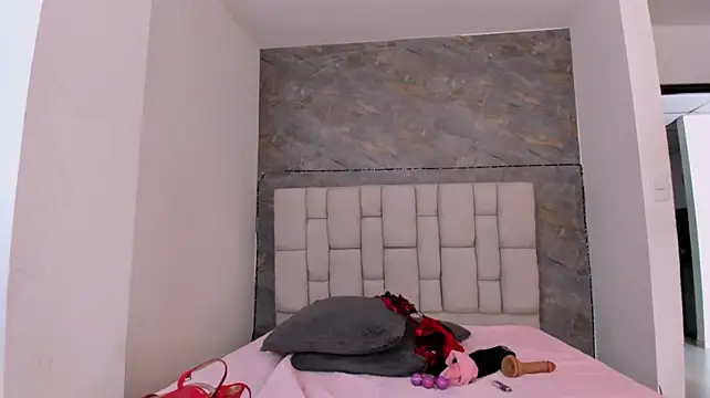 lily_rose1 Live XXX Chat