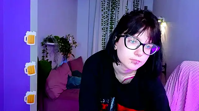 HazelTompson live XXX chat