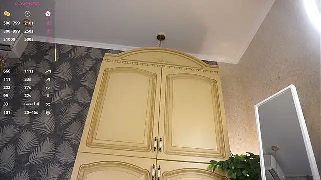 Živý XXX chat CaroleeMir