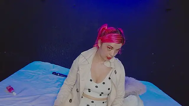 ASTRIDBULM élő XXX-chatje