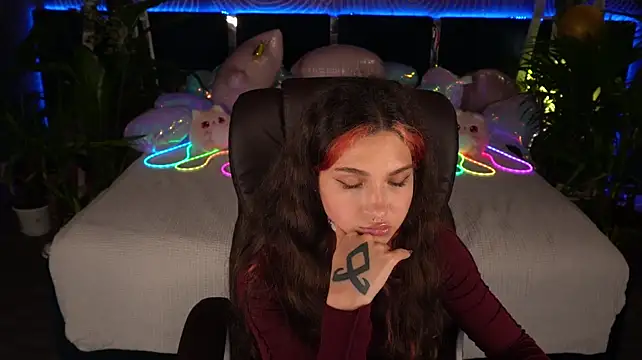 XXX chat uživo modela BabyFlowerr