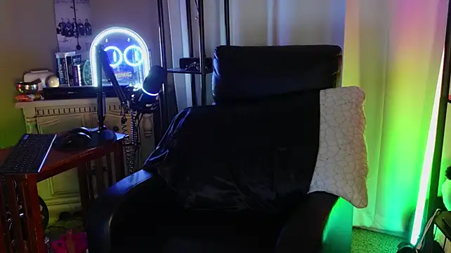 Ghost11_11's Live XXX Chat