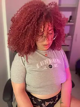 Leyah__ Adl ı Modelin Canlı XXX Sohbeti