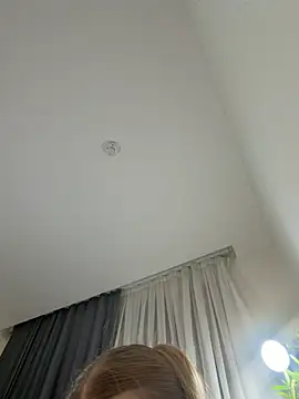 RosalindSherlock Adlı Modelin Canlı XXX Sohbeti