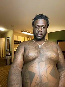 Tattedupdek élő XXX-chatje
