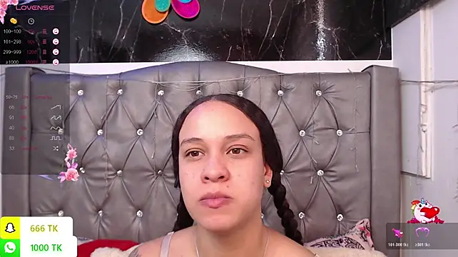 LAILAGUMMY Chat XXX in diretta
