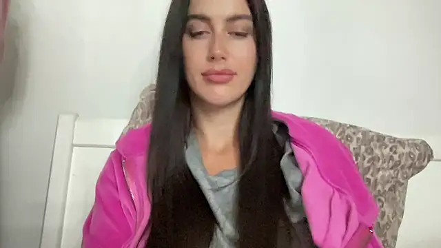 Talyo19 Adlı Modelin Canlı XXX Sohbeti