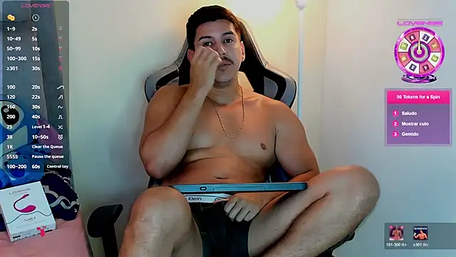 Chat XXX en directo de victor_vixen