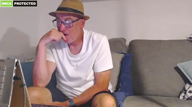 bluedae1 – Naživo XXX chat