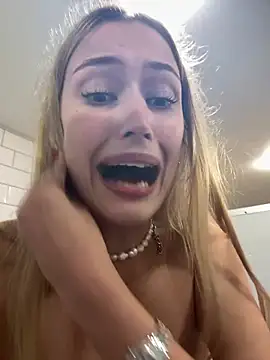 Živý XXX chat blonde_exe