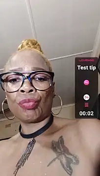 Gucci_Bx's Live XXX Chat