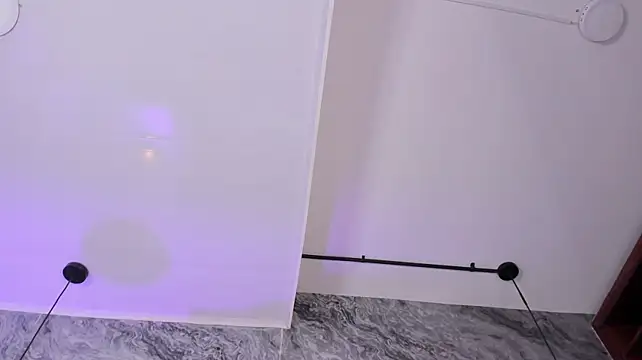 Kendall_Rous_'s Live XXX Chat