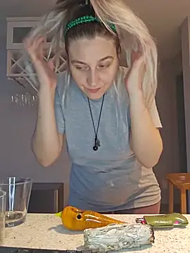 ScarletsWeb élő XXX-chatje