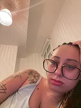 Živý XXX chat queenlo_xxx