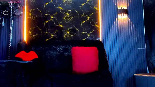 SharoonStone Adlı Modelin Canlı XXX Sohbeti
