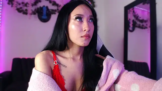 daneliith Live XXX-Chat