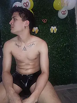 Axel_Romanovn Live XXX chat
