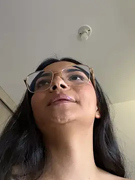 Cat2525's Live XXX Chat