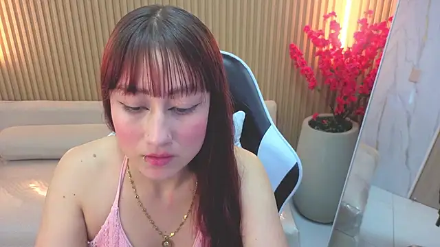 valentina_lux_t Adlı Modelin Canlı XXX Sohbeti