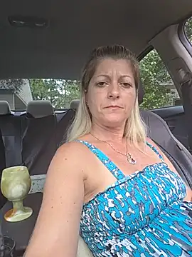 NikkiBlisss' Live XXX Chat