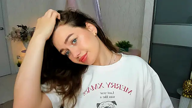 MiracleCurly Chat XXX in diretta