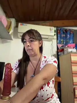 Chat +18 de Sofyalone_ ao vivo