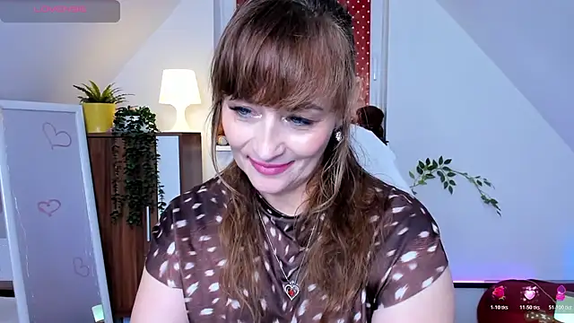 naughtymilane Chat XXX in diretta