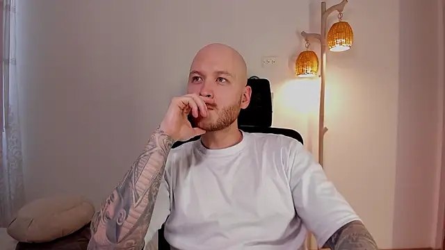AdamMeyer_10 라이브 XXX 채팅