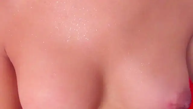 XXX chat uživo modela Shar_Foxx