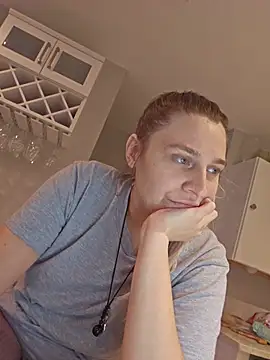 XXX chat uživo modela ScarletsWeb