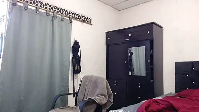 suckmydickbitch97 即時 XXX 聊天