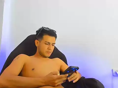 abel_bigcok Live XXX-chat