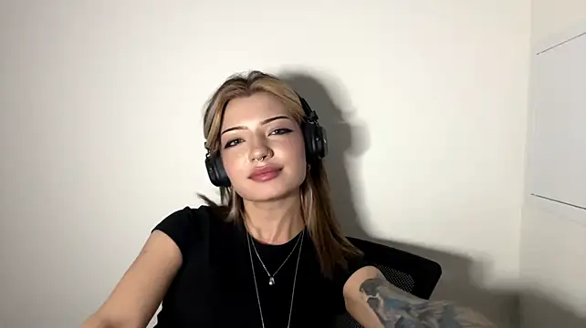 topazdew Chat XXX live