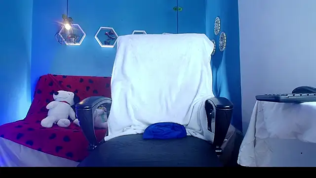 Ehkay_ Chat XXX in diretta
