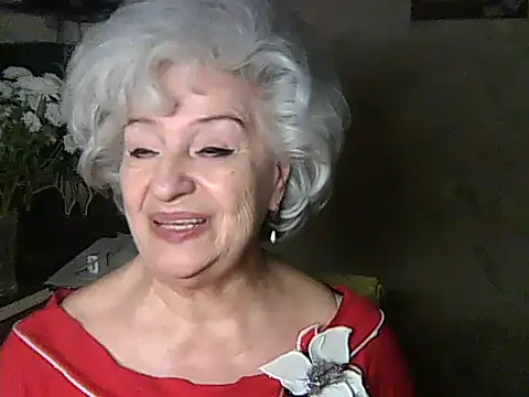 ValeriaKroww's Live XXX Chat