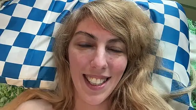 XXX chat uživo modela CelestialRuby