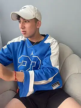 OLIVER_K XXX чат на живо