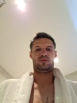 toniy26's Webcam Show